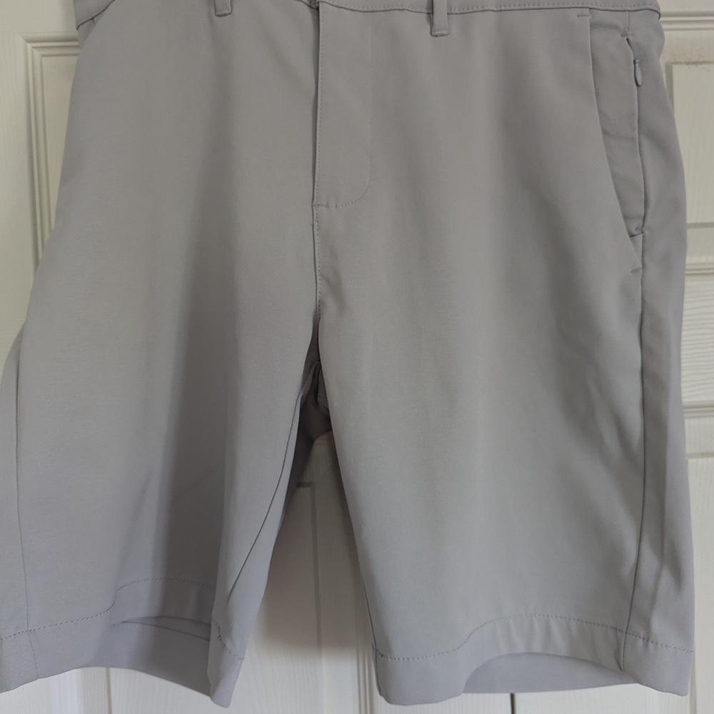 Jachs Gray Flat Front Shorts Casual Style